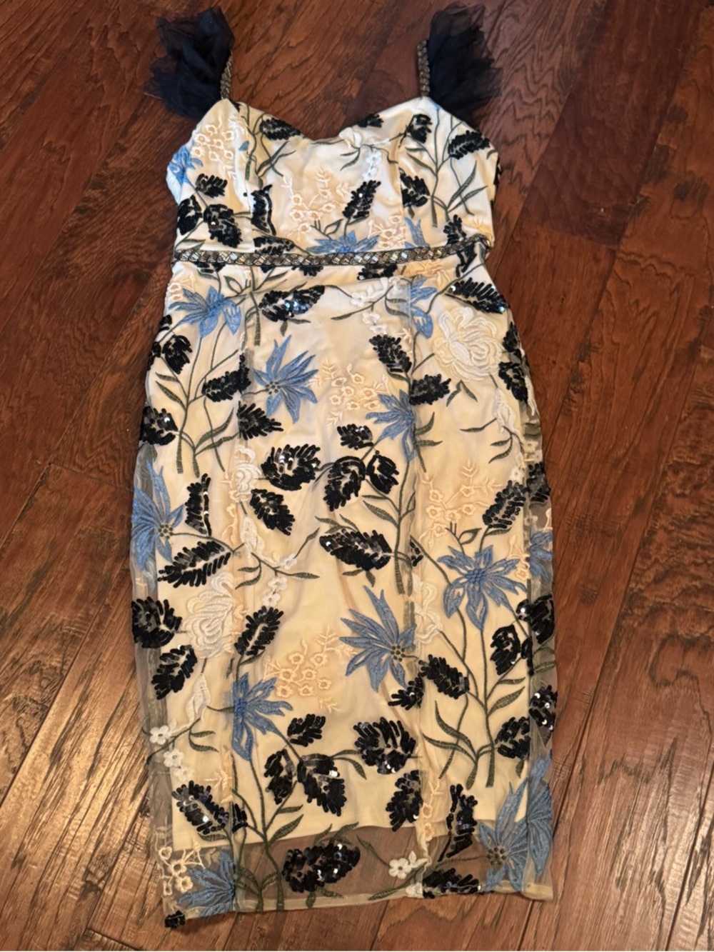 Embroidered Floral Sheath Dress in Cream and Blue